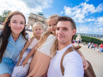 visite-louvre-famille-gal