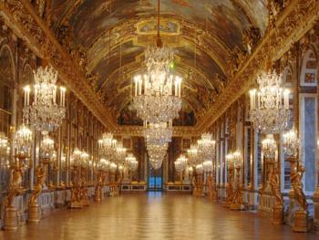 Visite-Musee_Versailles-Galerie-des-Glaces.jpg