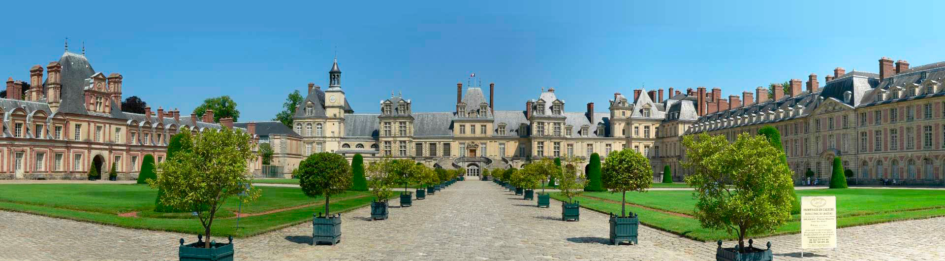 VISITA GUIADA DEL PALACIO DE FONTAINEBLEAU