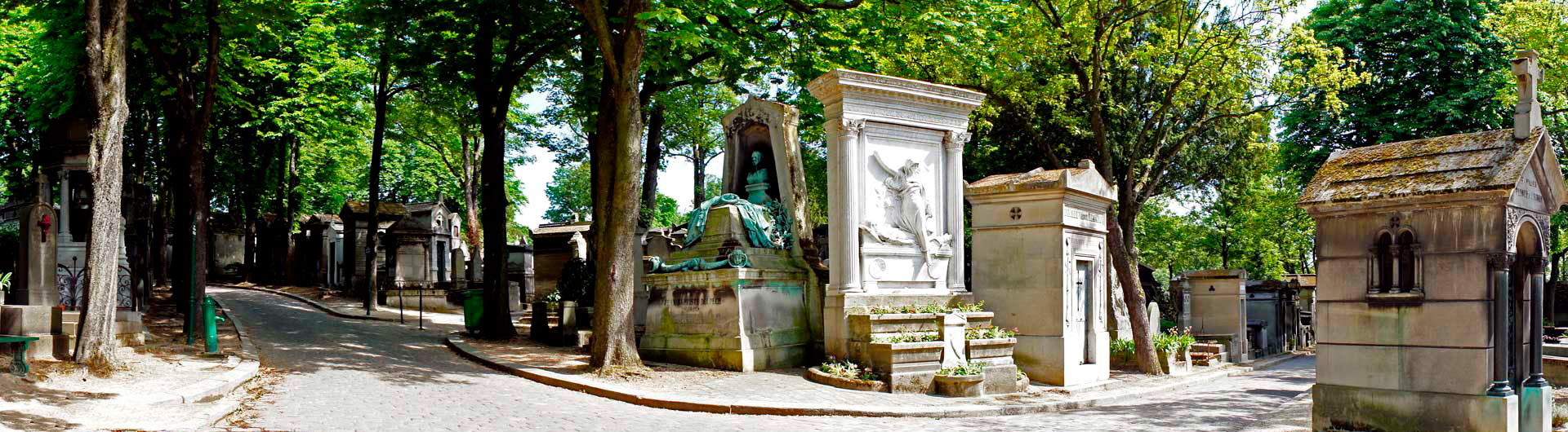 VISITA GUIADA DEL CEMENTERIO DEL PÈRE LACHAISE