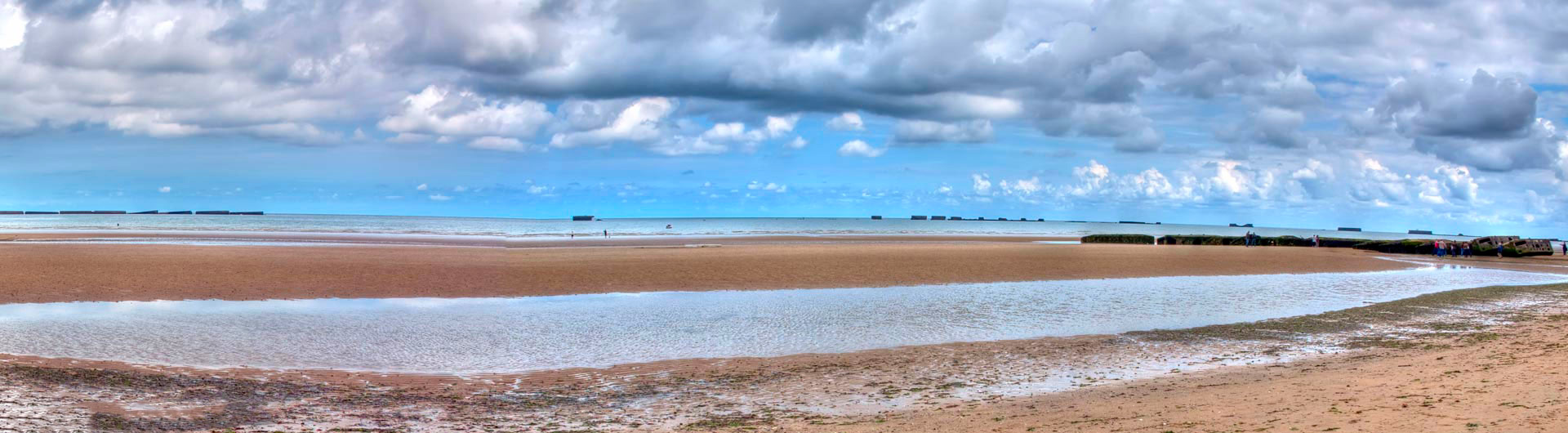 LA PLAYA DE ARROMANCHES